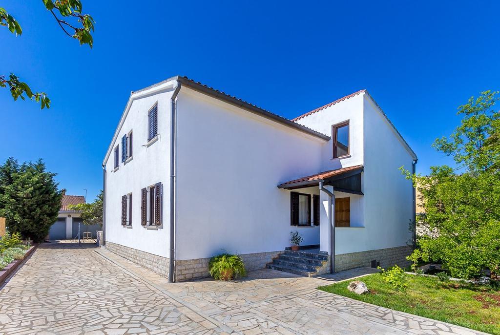 Apartment Viviana Pula Exterior photo